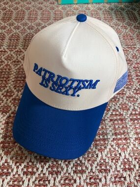 KenzKustomz White and Blue 'Patriotism Is Sexy' hat